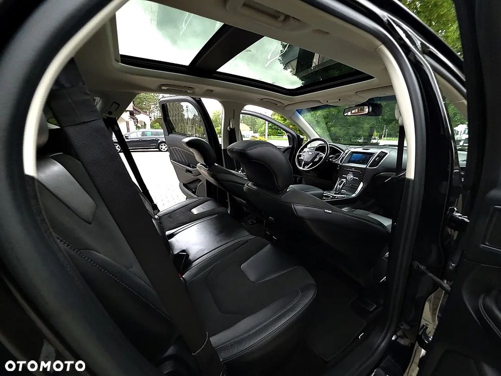 Ford Edge 2.0 TDCi Bi-Turbo 4x4 Sport - 37