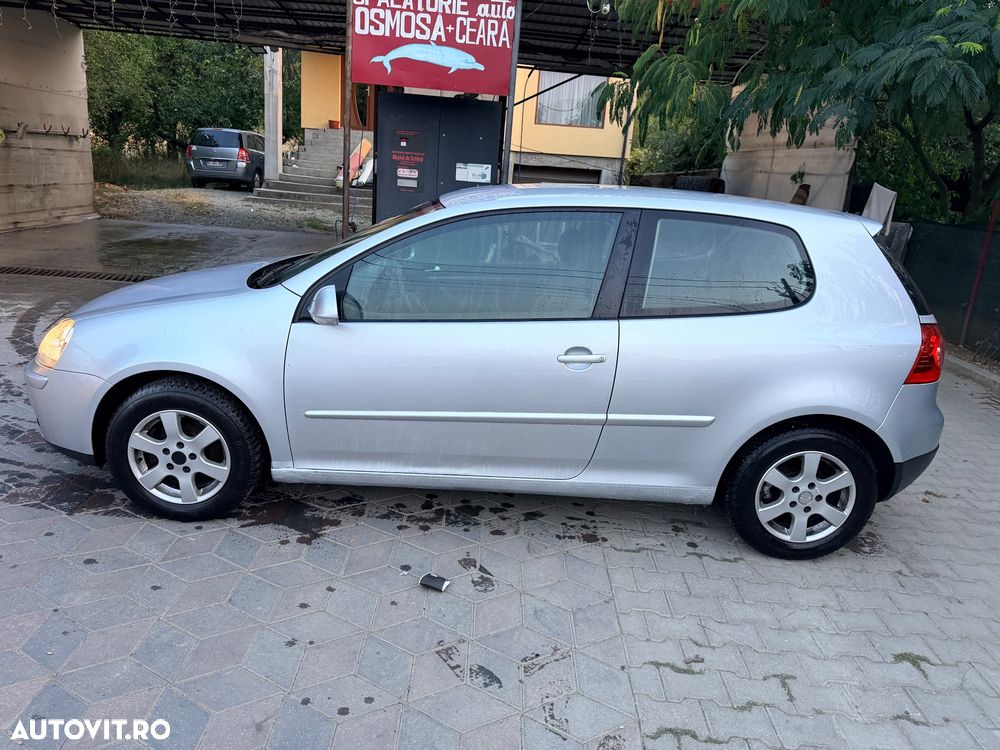 Volkswagen Golf 1.6 Trendline - 4