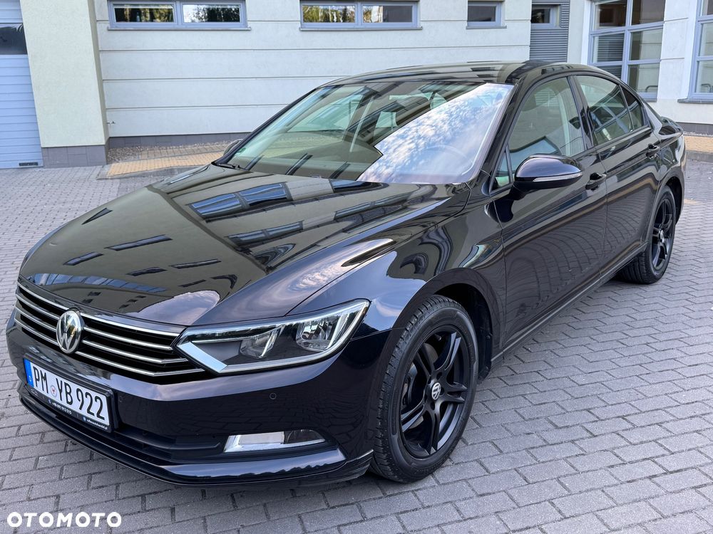 Volkswagen Passat - 15