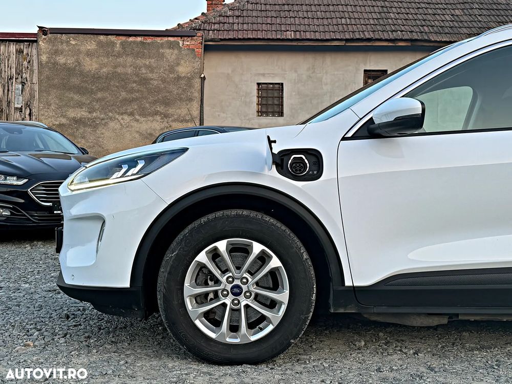 Ford Kuga 2.5 Duratec PHEV Titanium - 23
