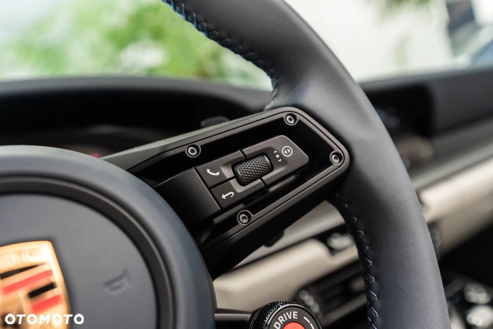 Porsche 911 Targa 4S - 20