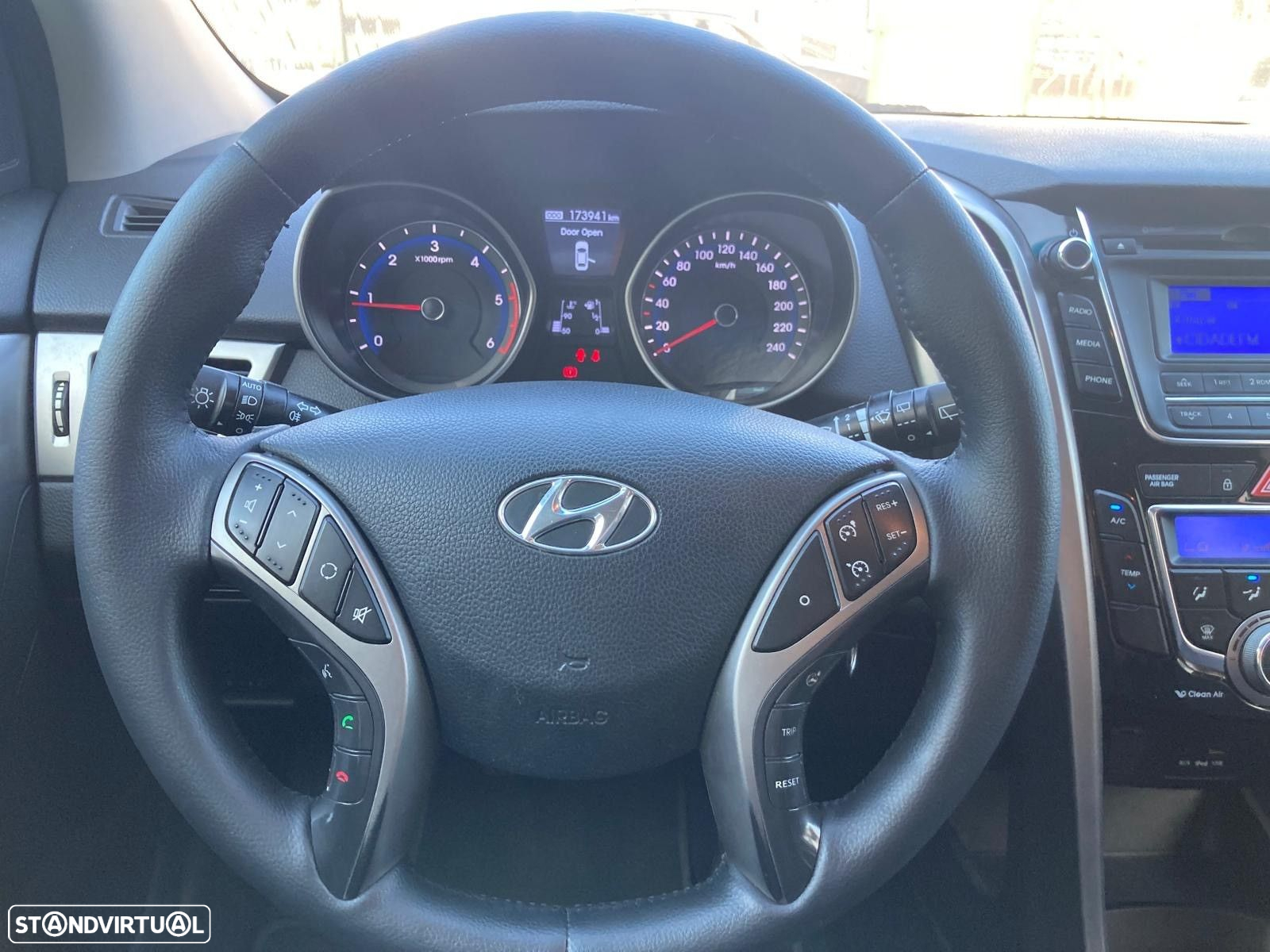 Hyundai i30 1.6 CRDI STyle - 13