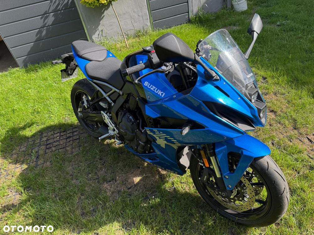 Suzuki GSX-R - 1