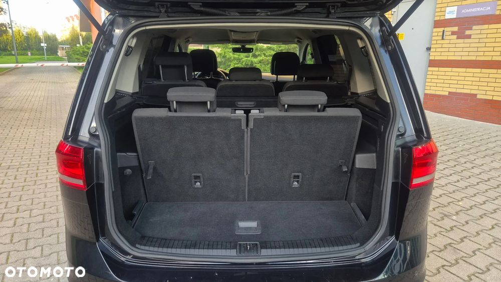 Volkswagen Touran 1.6 TDI SCR BlueMotion Technology Comfortline - 20