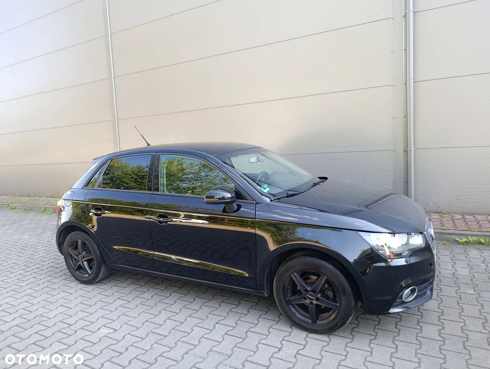 Audi A1 Sportback 1.2 TFSI S line edition - 1