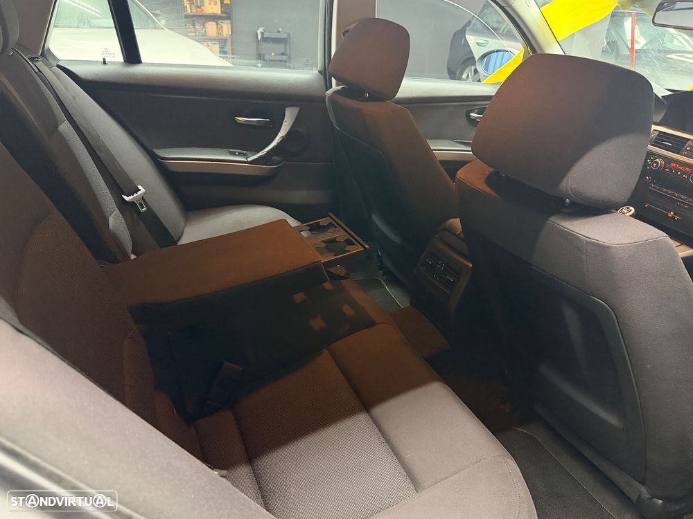 BMW 318 d DPF Edition Lifestyle - 21