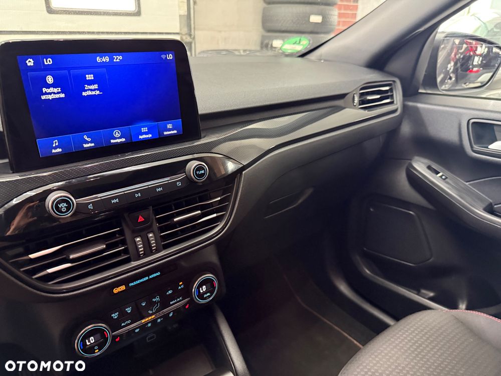 Ford Kuga 2.0 EcoBlue Hybrid ST-LINE - 19