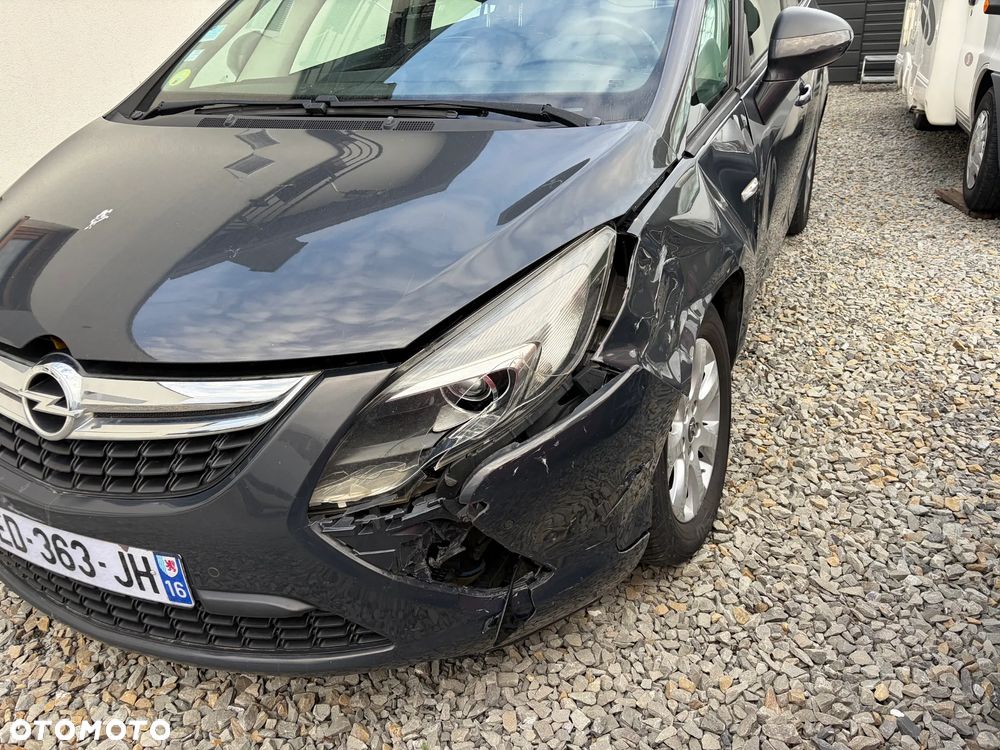 Opel Zafira 2016 photo 3