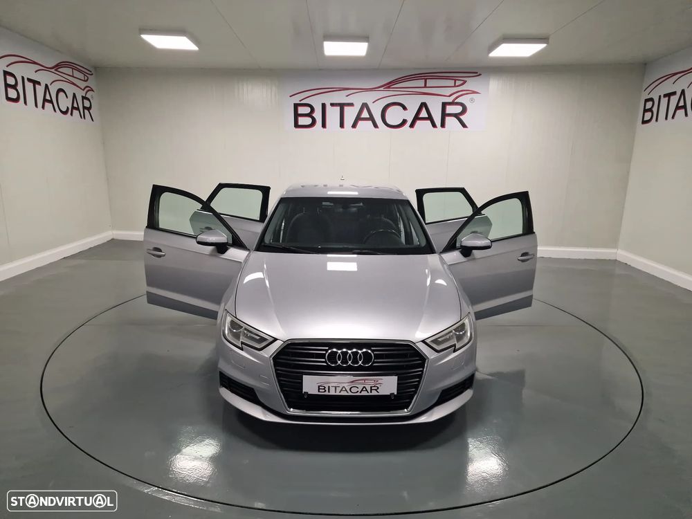 Audi A3 Sportback 1.6 TDI Design - 15