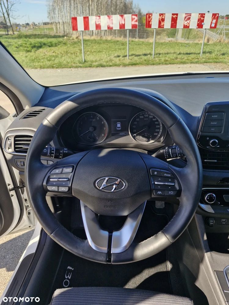 Hyundai i30 1.0 T-GDI Smart - 14