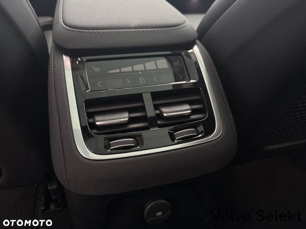 Volvo XC 90 - 34