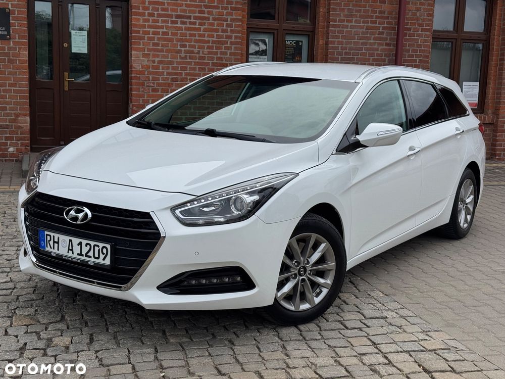 Hyundai i40 i40cw 1.6 Fifa World Cup Edition - 2