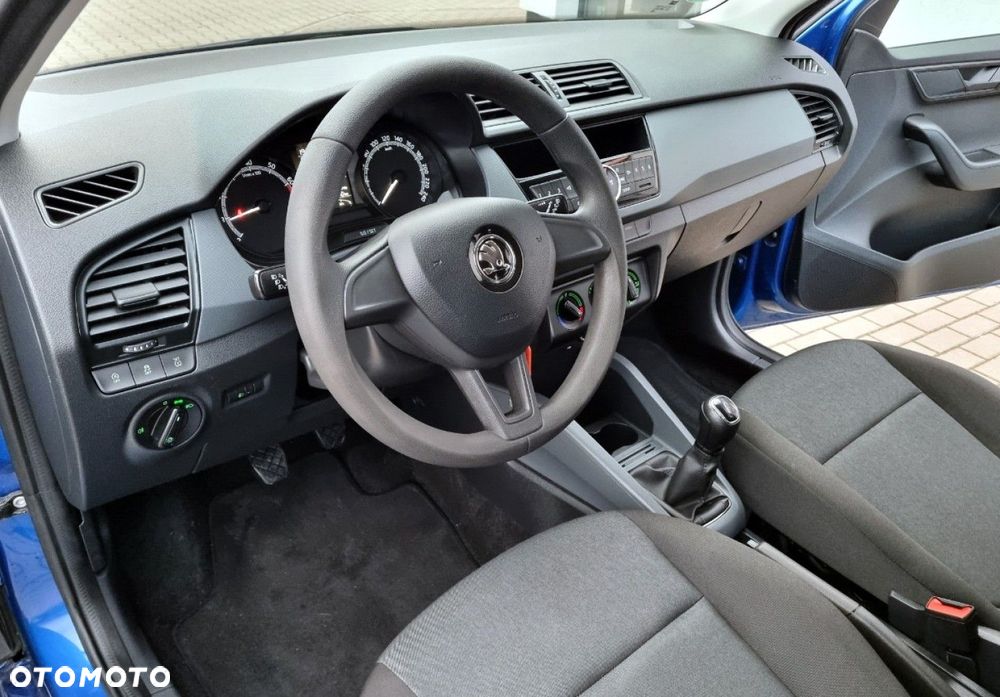 Skoda Fabia - 5