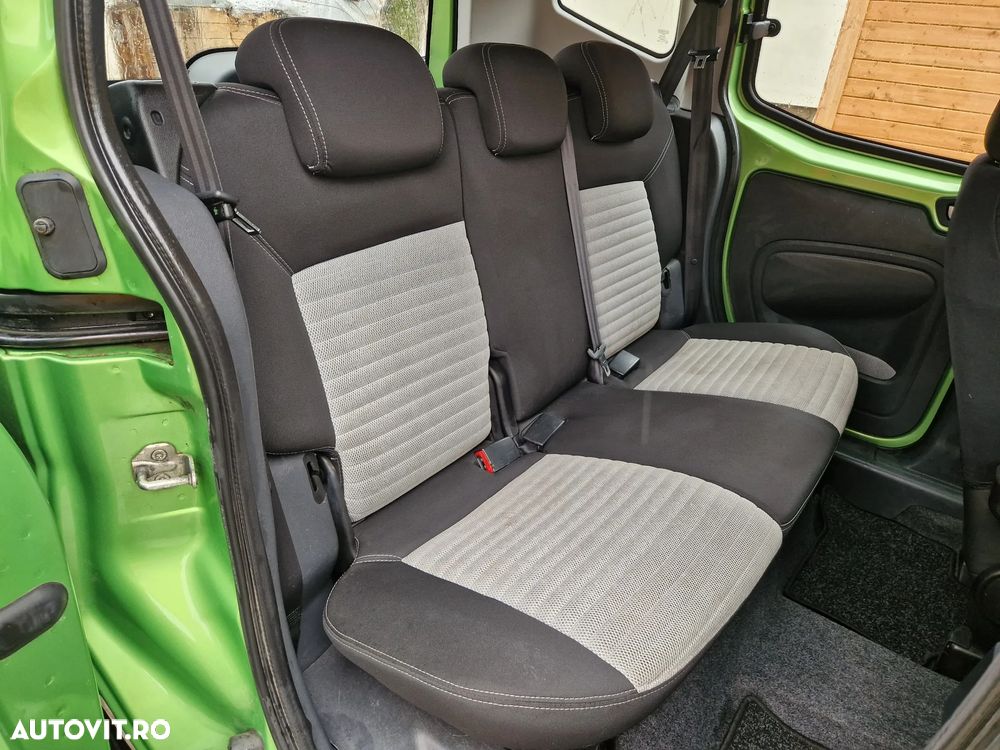 Fiat Qubo - 11