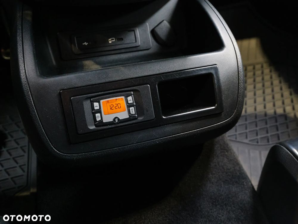 Mercedes-Benz Klasa V 300 d 4-Matic Avantgarde 9G-Tronic (długi) - 32