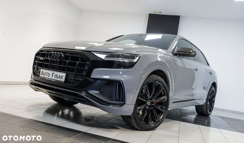 Audi Q8 - 2