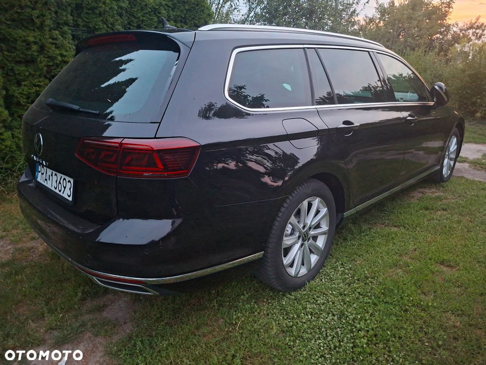 Volkswagen Passat 2.0 TDI EVO Elegance DSG - 4