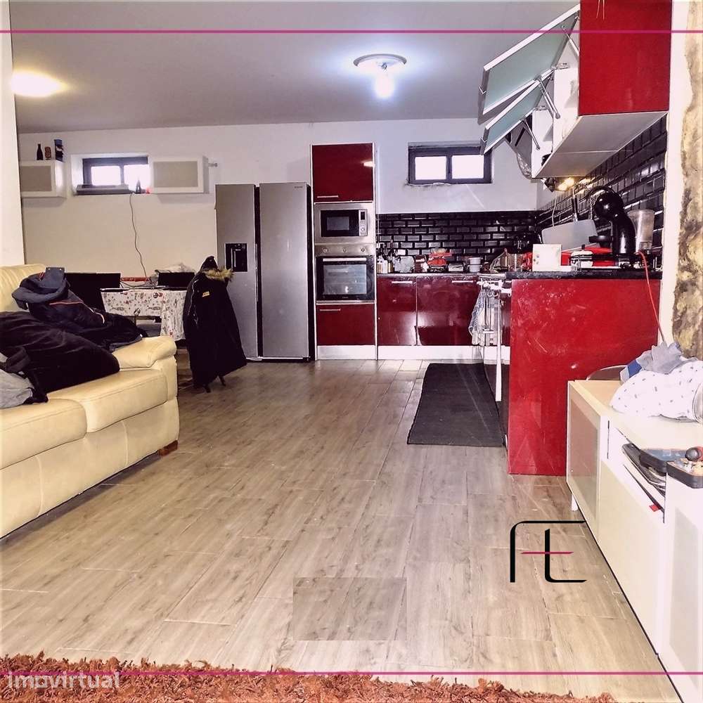 Moradia para Restaurar T3 Venda em Campanhã,Porto - Grande imagem: 3/10