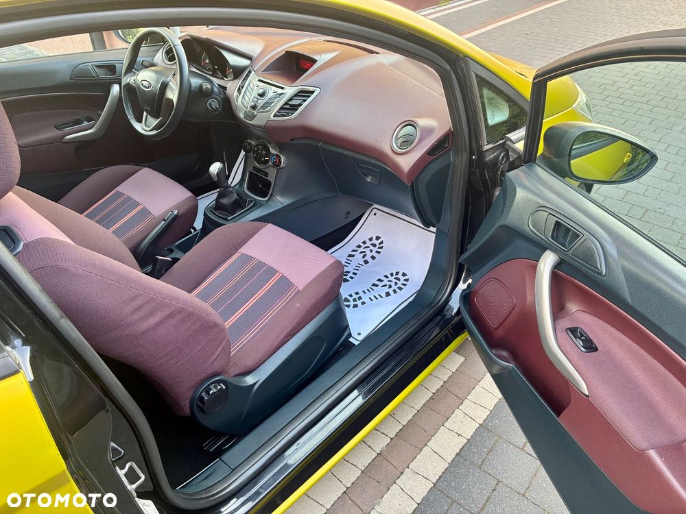Ford Fiesta 1.25 Gold X - 12