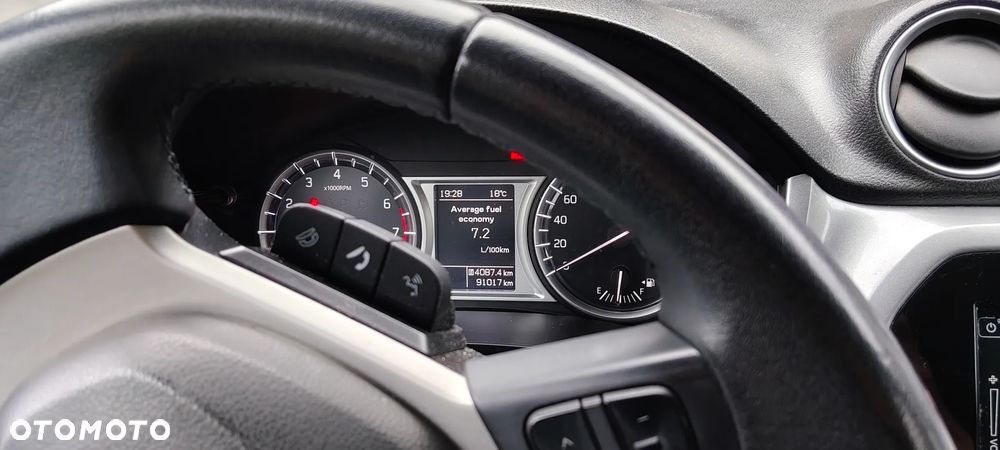 Suzuki Vitara 1.6 Premium 2WD - 18