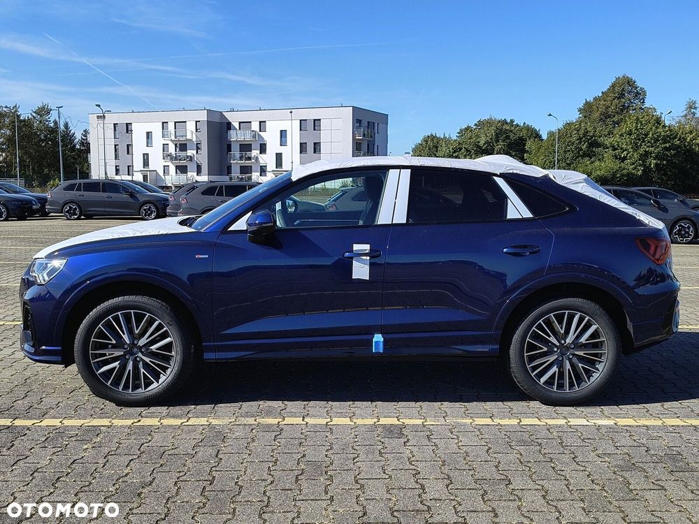 Audi Q3 Sportback - 18