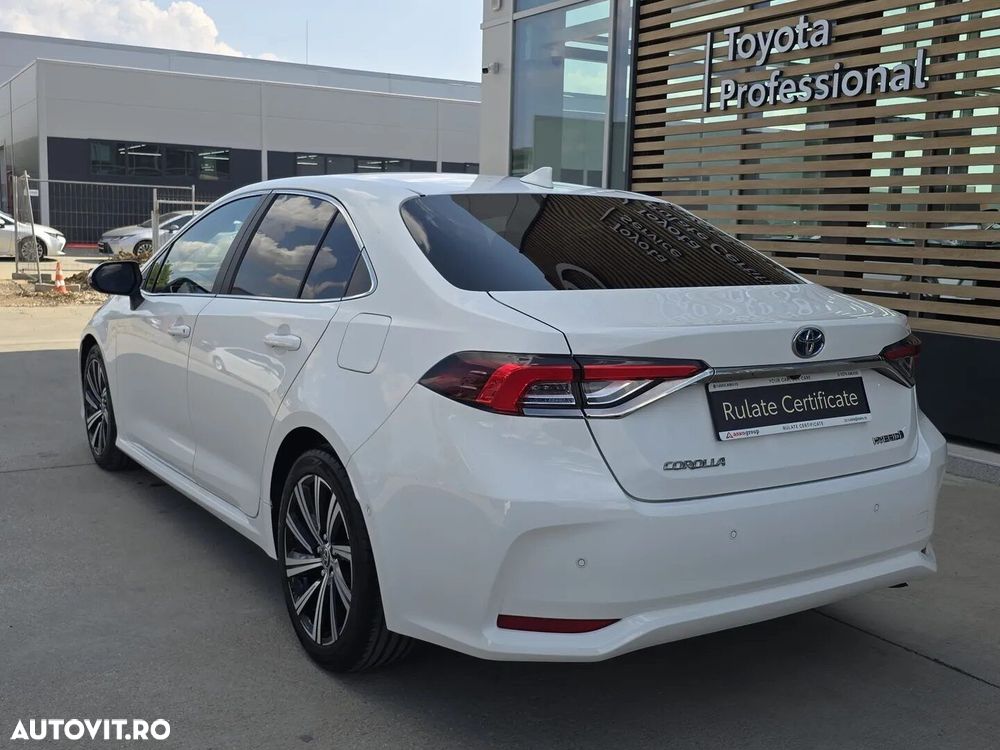 Toyota Corolla - 6