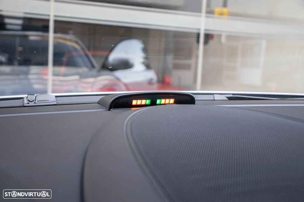 Porsche Cayenne Turbo S - 30