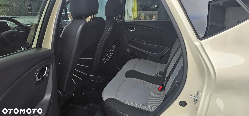 Renault Captur 1.2 TCe Zen EDC - 6
