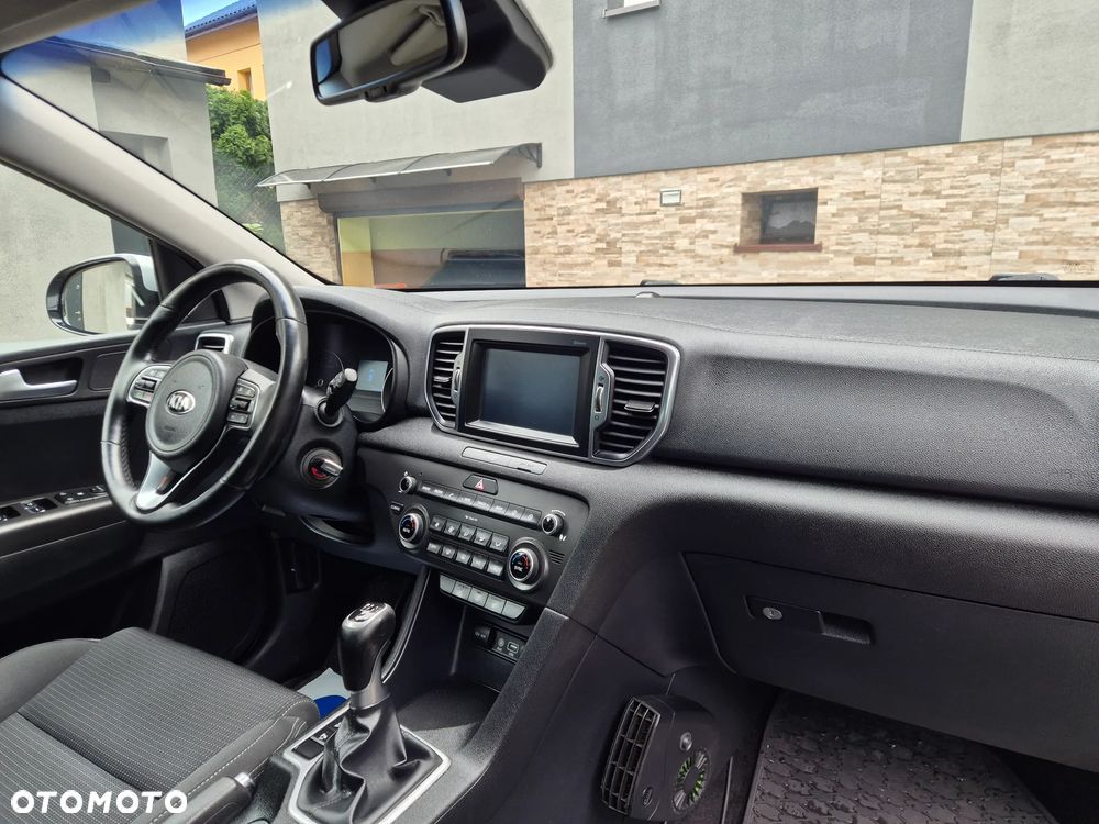 Kia Sportage 1.6 GDI L 2WD - 12
