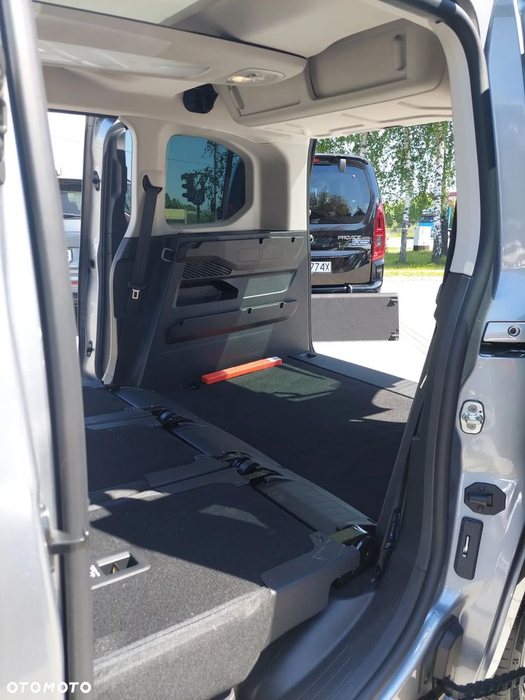 Toyota Proace City Verso 1.5 D-4D VIP - 21