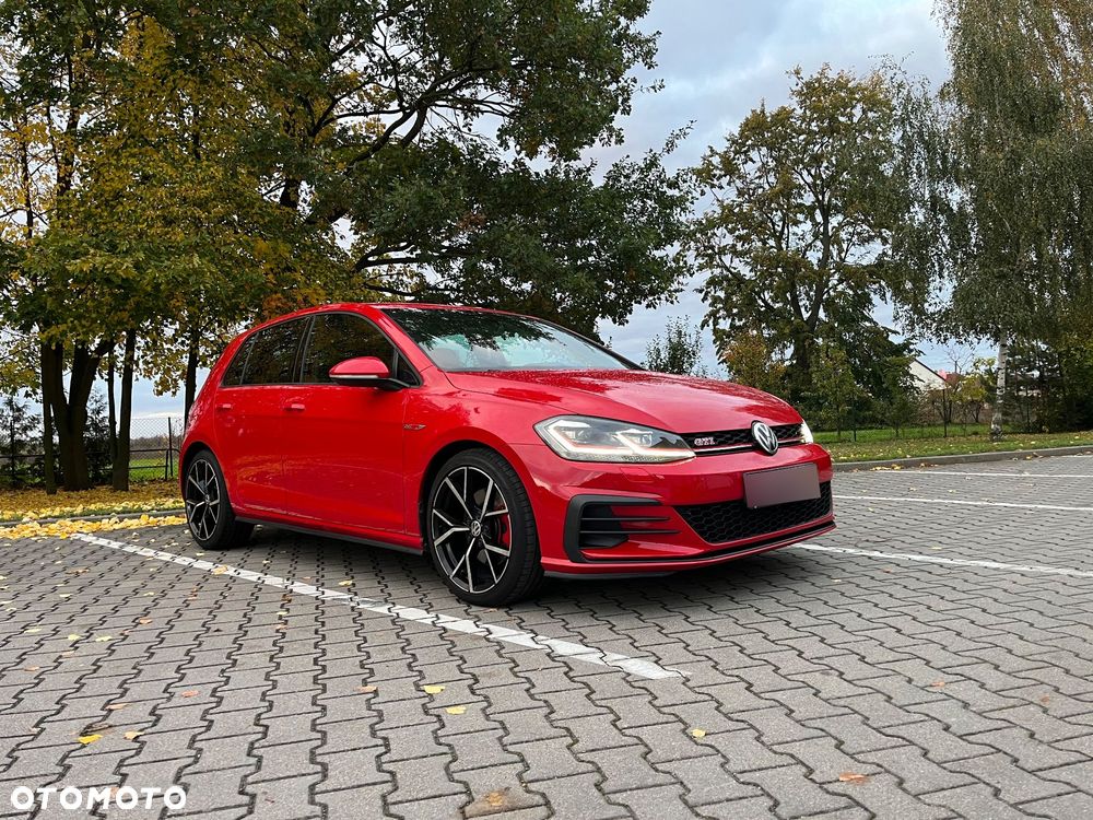 Volkswagen Golf GTI (BlueMotion Technology) DSG - 2