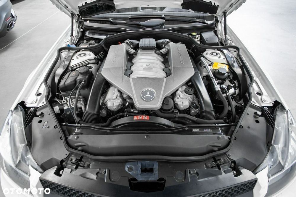 Mercedes-Benz SL 63 AMG SPEEDSHIFT MCT - 22