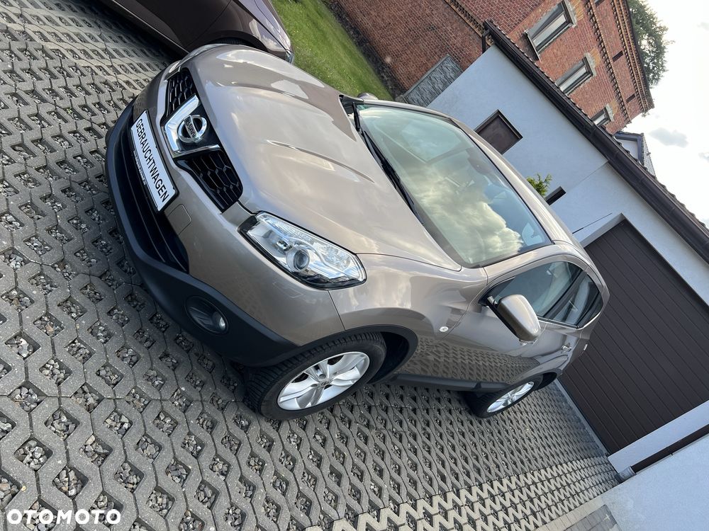 Nissan Qashqai - 1