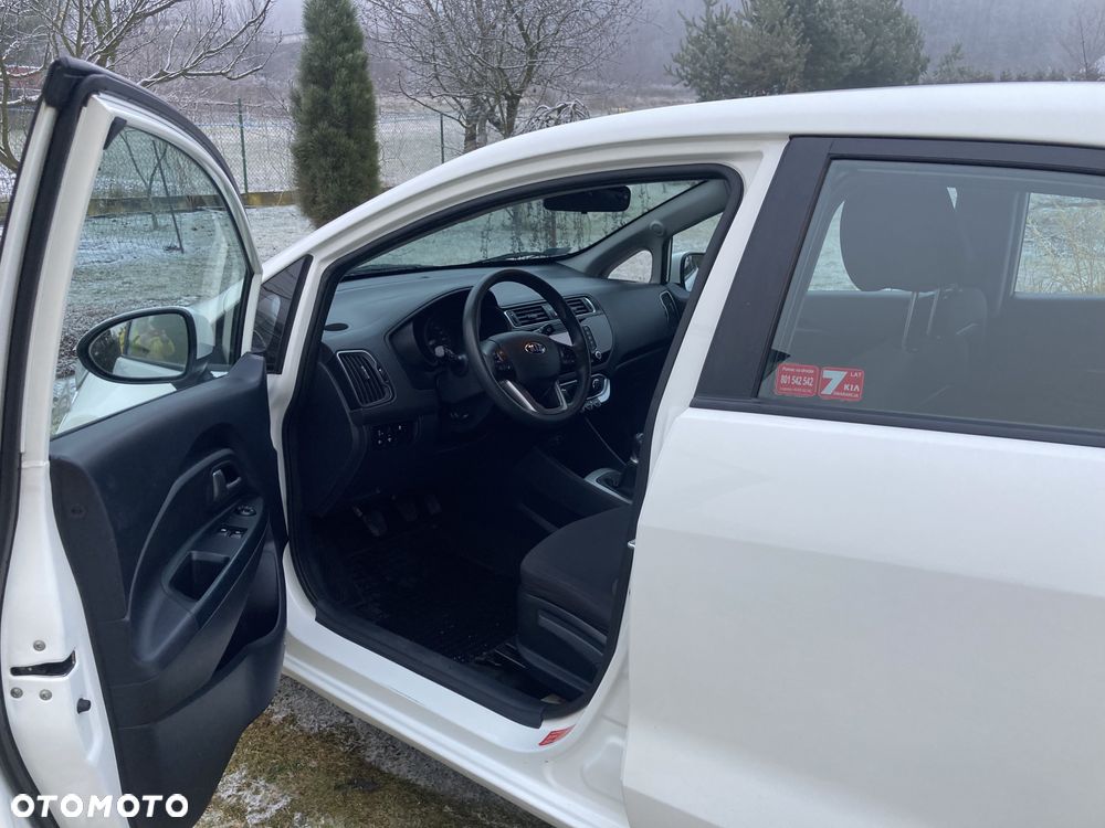 Kia Rio 1.2 XL Business Line - 11