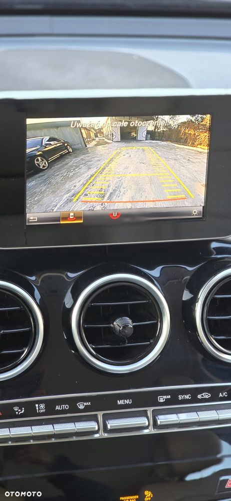 Mercedes-Benz GLC - 26