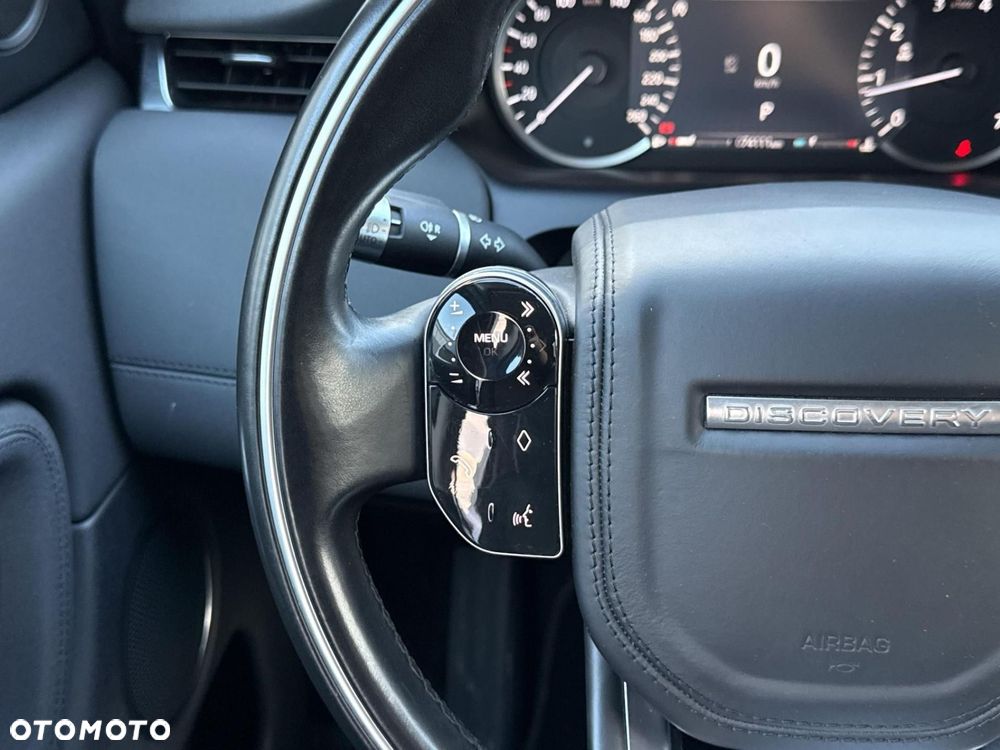 Land Rover Discovery Sport - 22