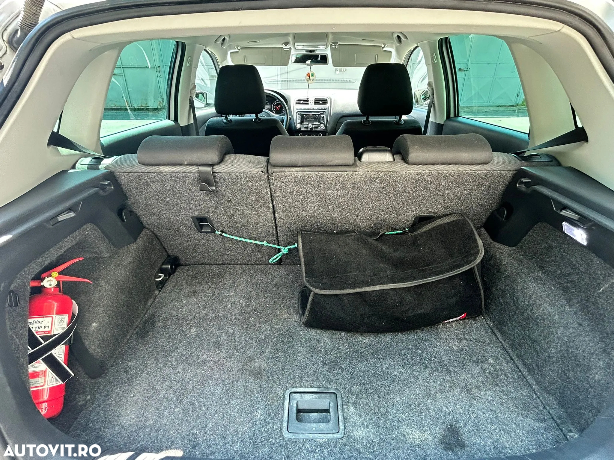 Volkswagen Polo 1.6 TDI Blue Motion Style - 10