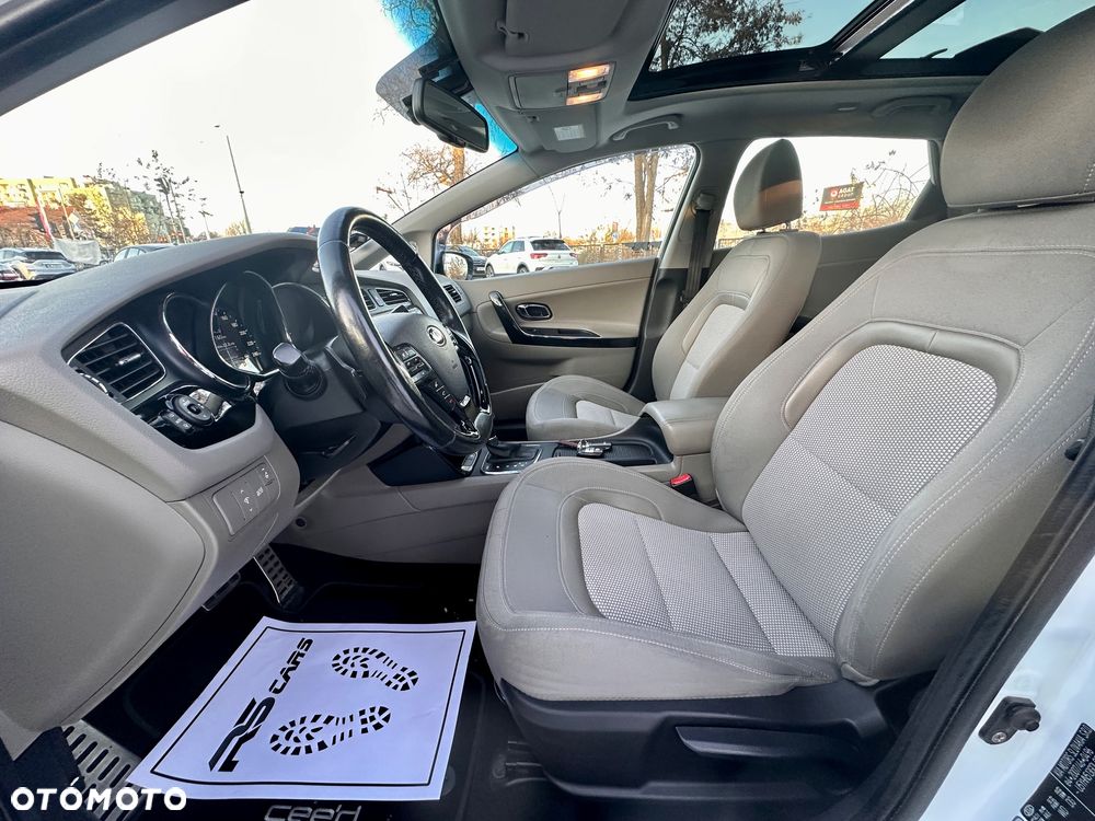 Kia Ceed 1.6 GDI DCT Platinum Edition - 24