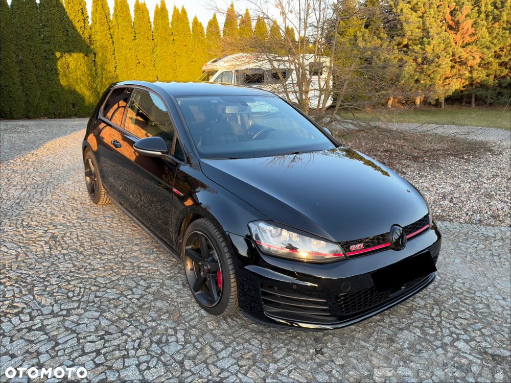 Volkswagen Golf 2.0 TSI BMT GTI Performance - 3