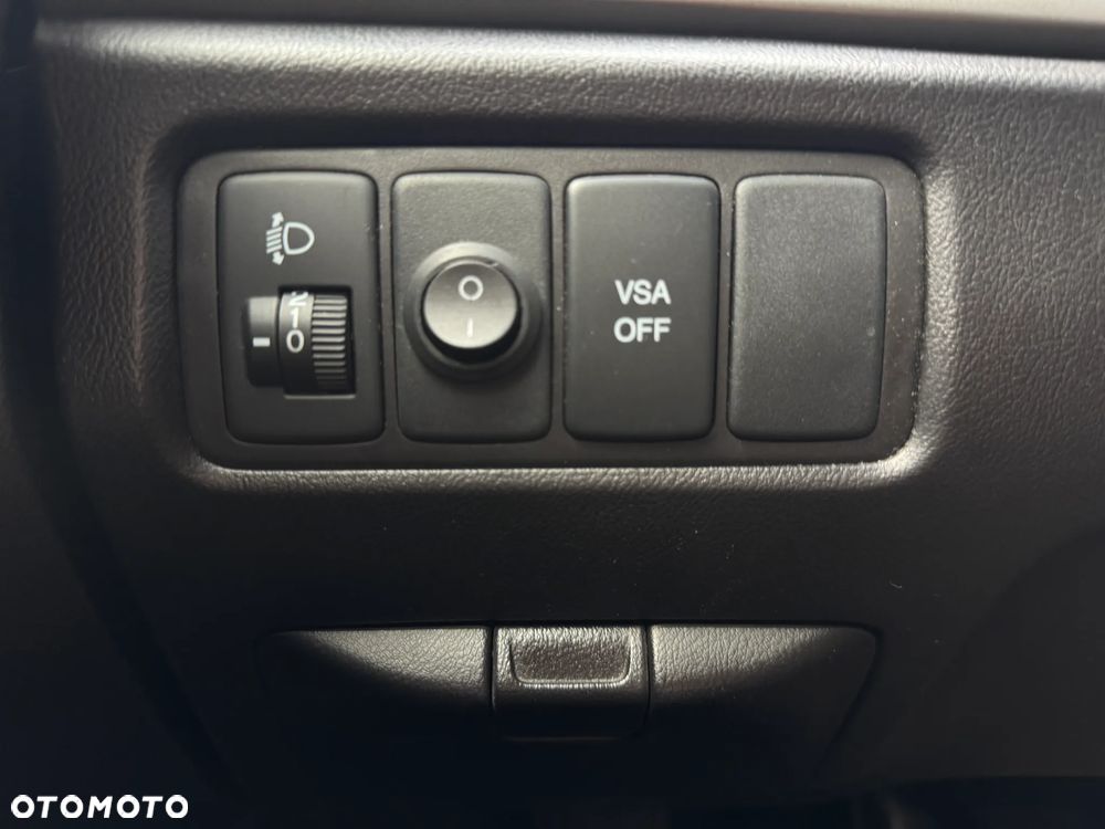 Honda Accord 2.0 Elegance Nav - 19