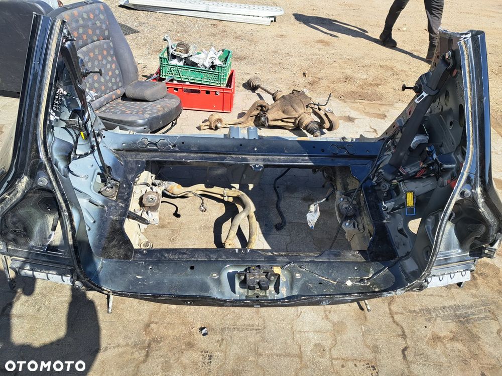 BŁOTNIK LEWY PRAWY TYŁ PAS Z WANNĄ WANNA RENAULT TWINGO III - 3