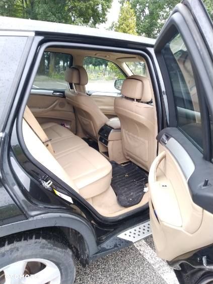 BMW X5 4.8i xDrive - 6