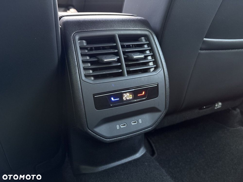 Cupra Formentor 1.4 e-Hybrid VZ DSG - 33