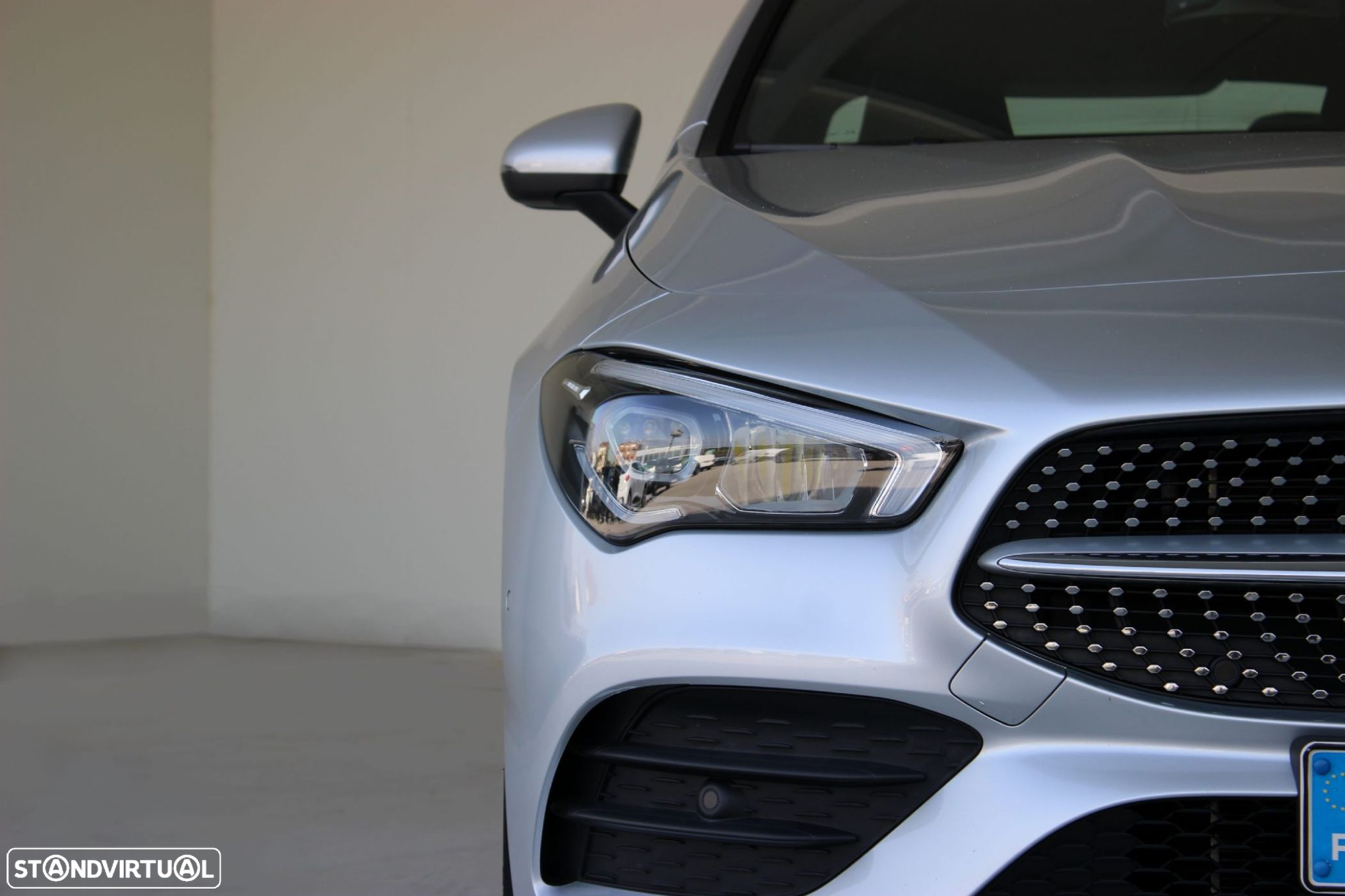 Mercedes-Benz CLA 250 e AMG Line - 4