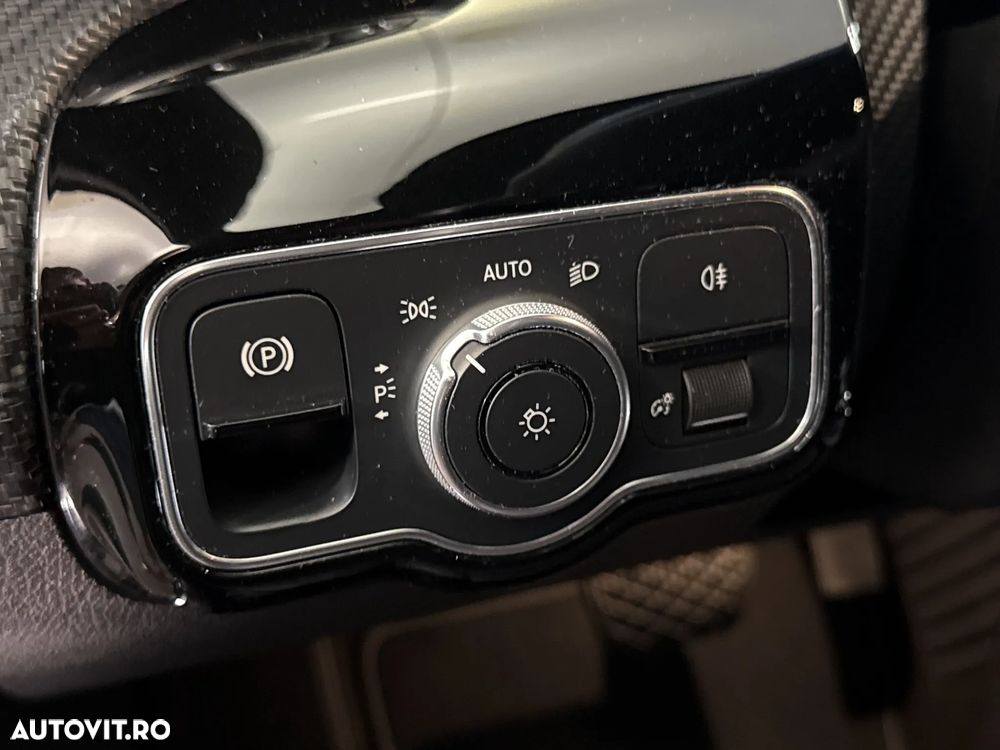 Mercedes-Benz A 200 d Sedan Aut. - 16