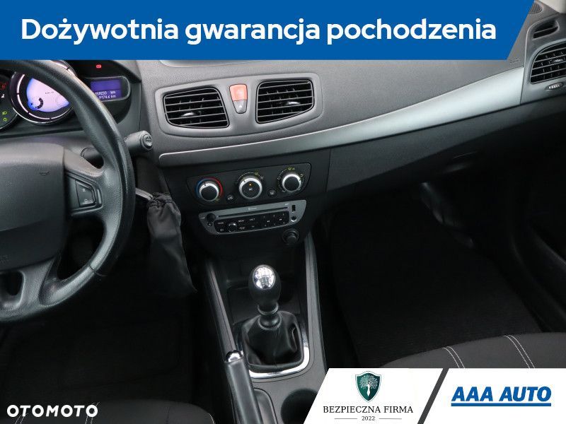 Renault Fluence - 10