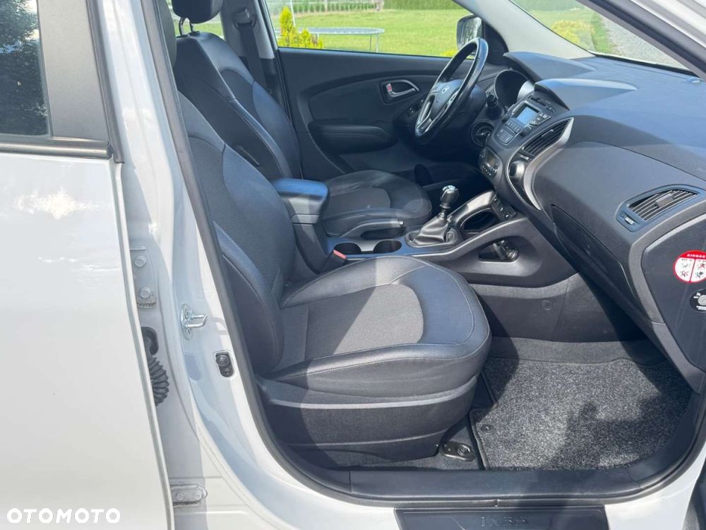 Hyundai ix35 - 13