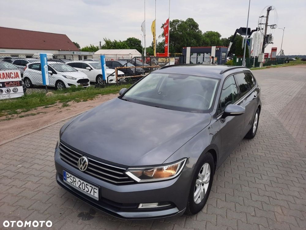 Volkswagen Passat - 2