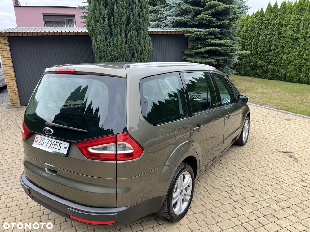 Ford Galaxy 2.0 Champions Edition - 35