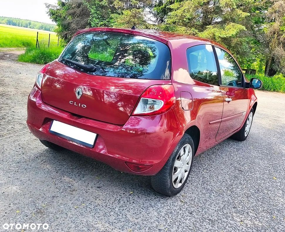 Renault Clio 1.2 16V 75 Dynamique - 4